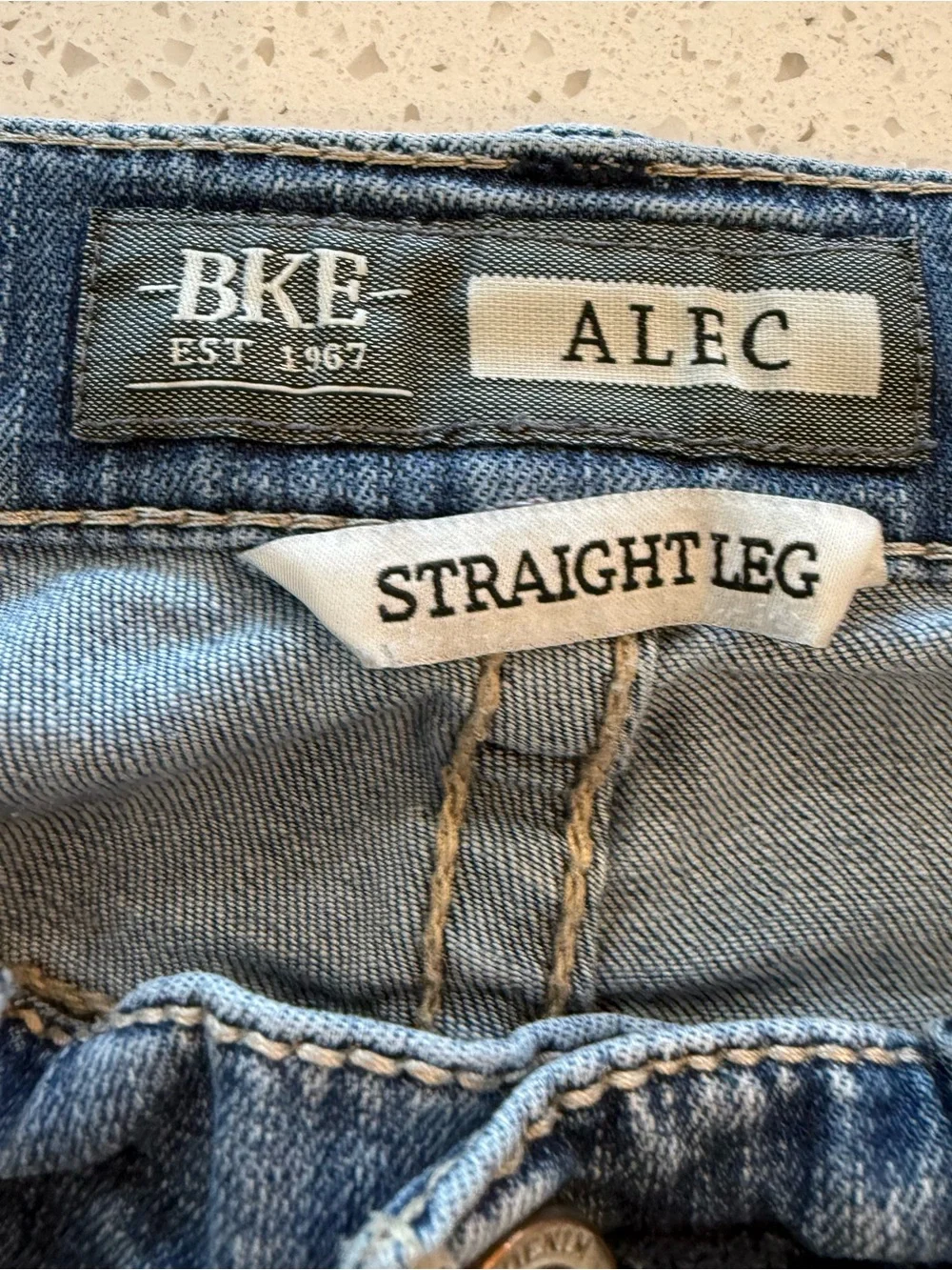 32R BKE Buckle Alec Straight Leg Jeans Men’s Blue Medium Wash Denim Pants Casual